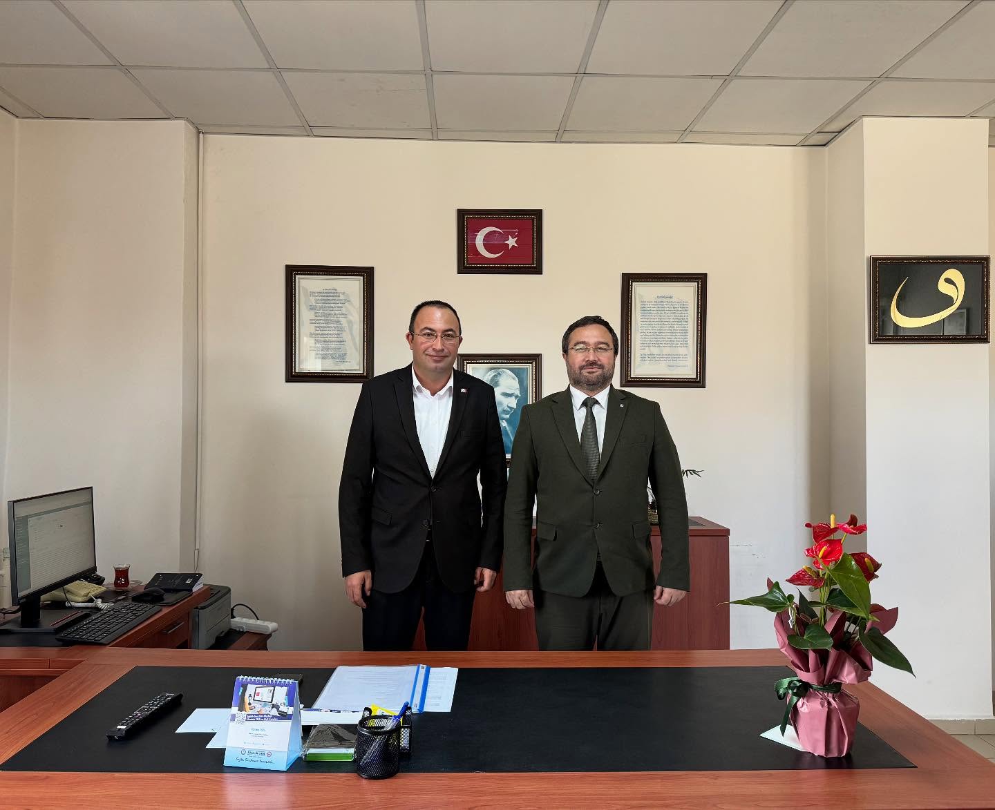 Avcılar İlçe Sağlık Müdürü Dr. Fatih Türkmen’e yeni görevinde hayırlı olsun ziyaretinde bulunduk