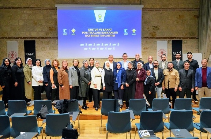 Ak Parti İstanbul İl Kültür ve Sanat Politikaları Başkanlığı olarak Kasım ayı toplantımızı Başkanımız Sn. Helin Görgül’ün